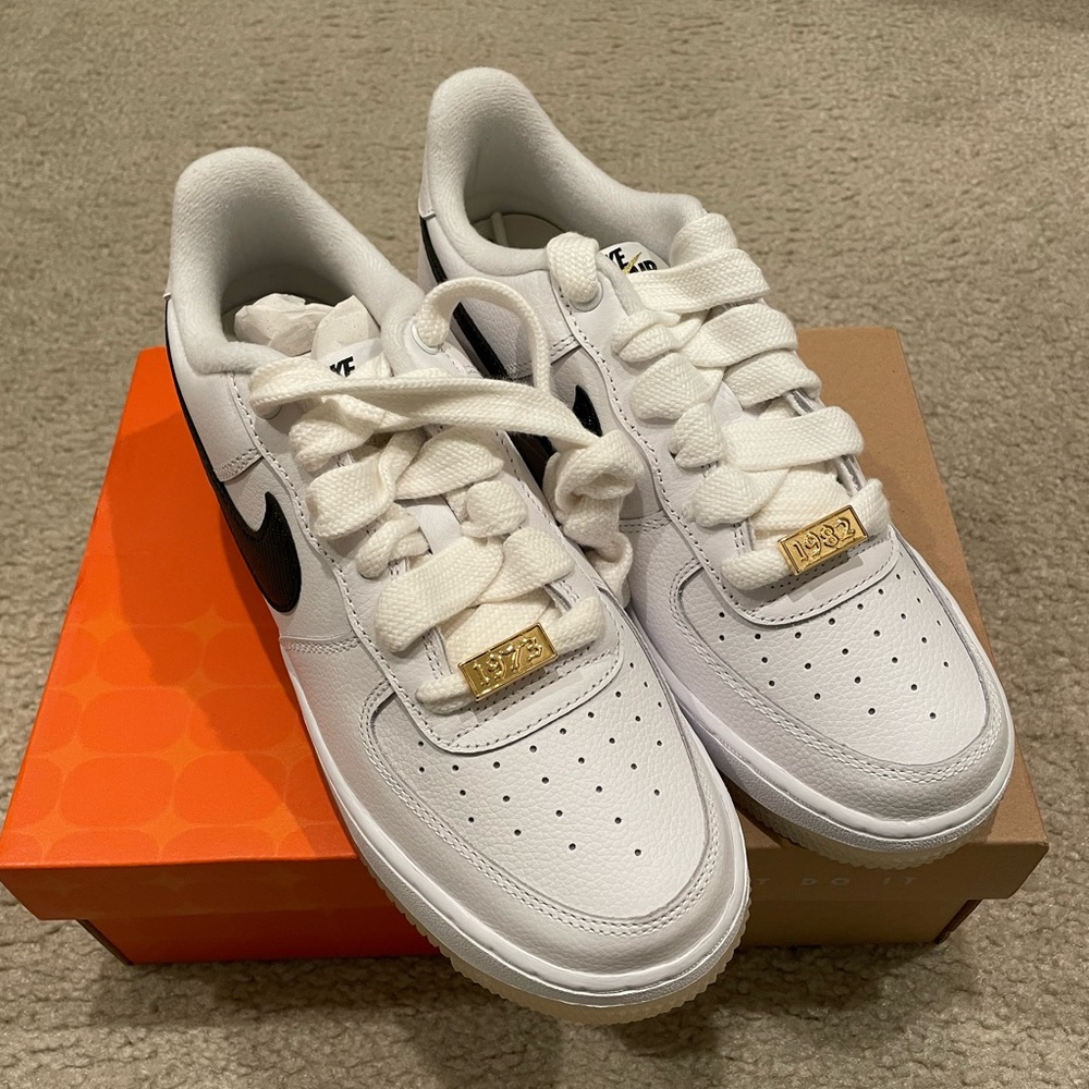Nike Air Force 1 Premium Big Kids' Shoes size 6.5Y brand new with box